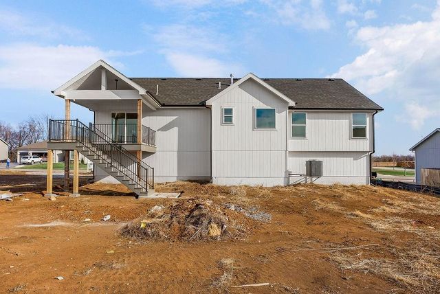 25994 W 140th Terrace, Olathe, KS 66061