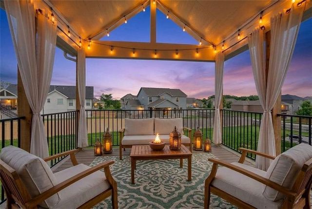 25994 W 140th Terrace, Olathe, KS 66061