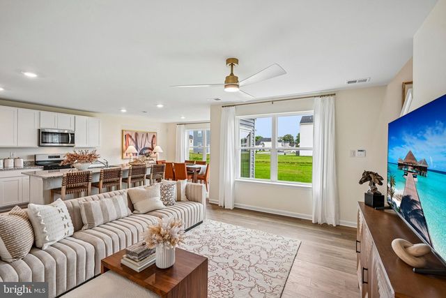 26 CHESAPEAKE DR, Seaford, DE 19973
