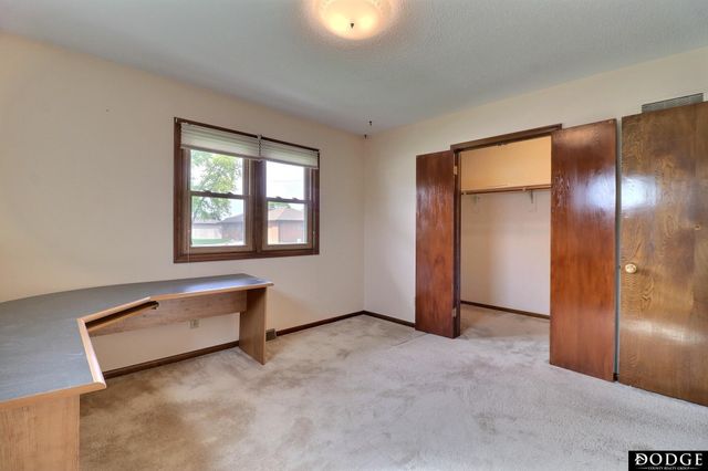 2410 E 1st Street, Fremont, NE 68025