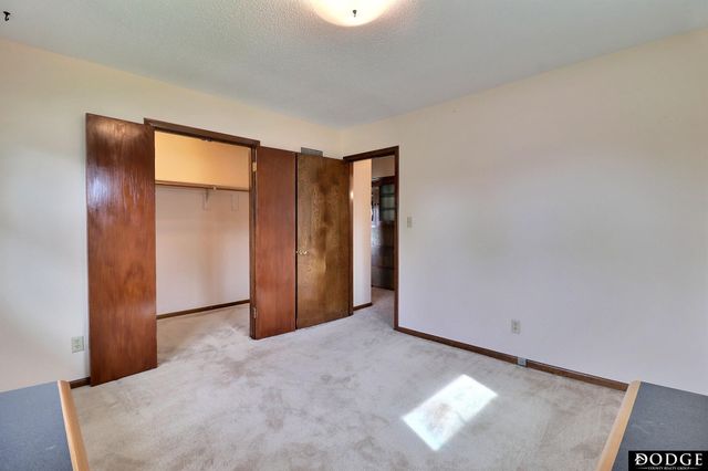 2410 E 1st Street, Fremont, NE 68025