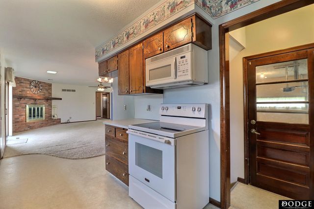 2410 E 1st Street, Fremont, NE 68025