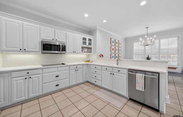 5503 Westchester Dr., Tyler, TX 75703