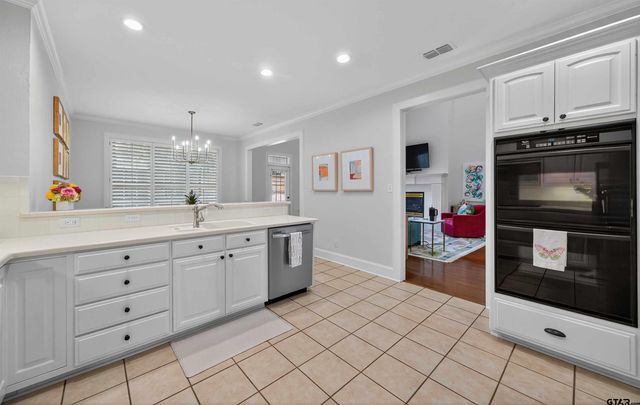 5503 Westchester Dr., Tyler, TX 75703