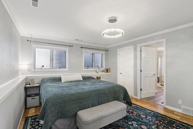 810 N Parkview Street, Cottage Grove, WI 53527