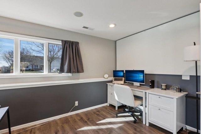 810 N Parkview Street, Cottage Grove, WI 53527