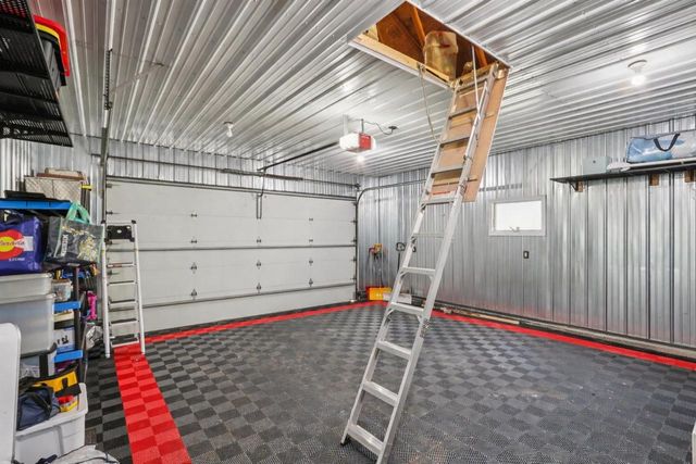 810 N Parkview Street, Cottage Grove, WI 53527