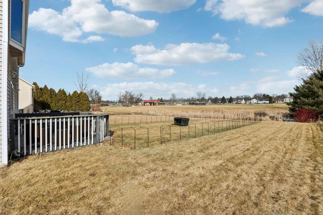 810 N Parkview Street, Cottage Grove, WI 53527