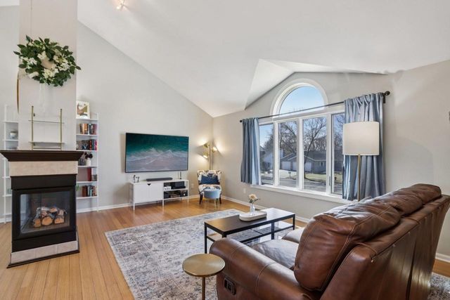 810 N Parkview Street, Cottage Grove, WI 53527