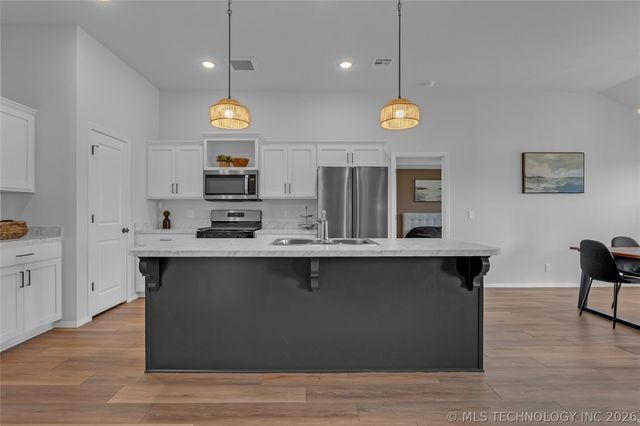 7153 E 131 Court S, Bixby, OK 74008