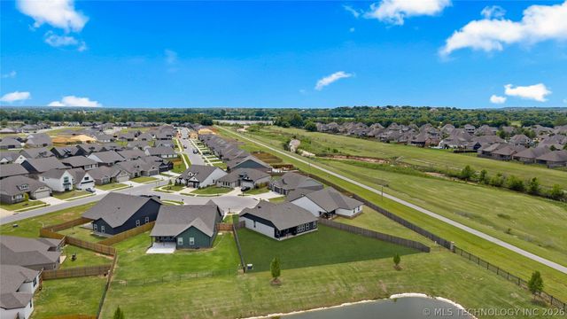 7153 E 131 Court S, Bixby, OK 74008
