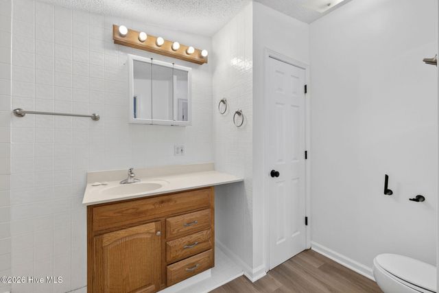 121 Woodcroft Lane, Rocky Point, NC 28457