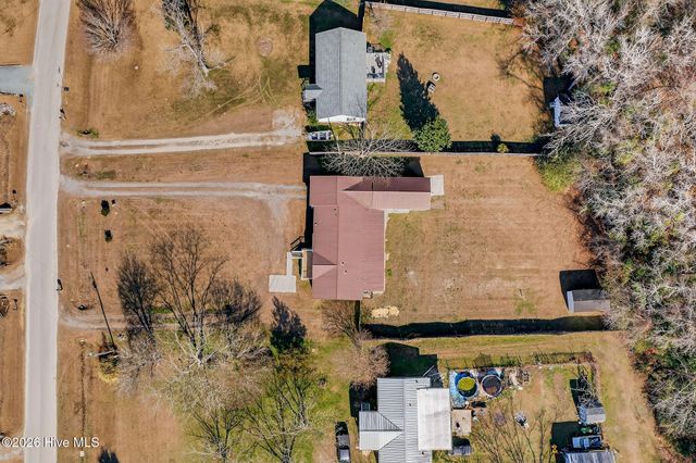 121 Woodcroft Lane, Rocky Point, NC 28457