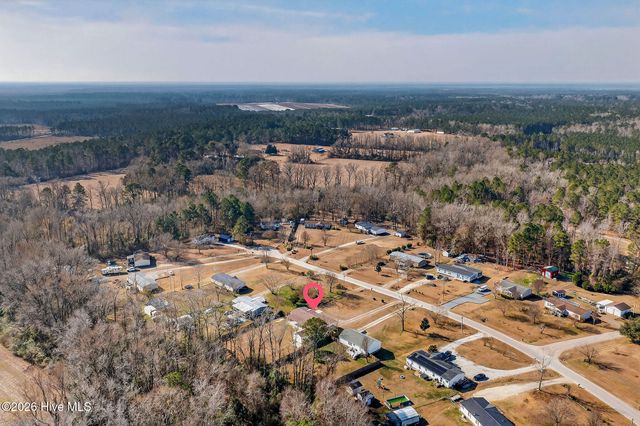 121 Woodcroft Lane, Rocky Point, NC 28457