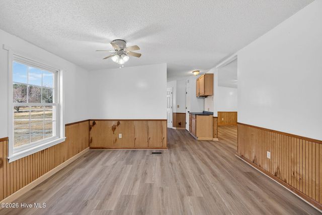 121 Woodcroft Lane, Rocky Point, NC 28457