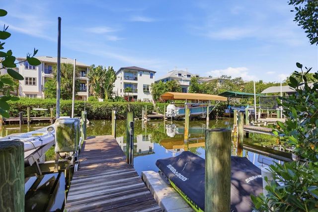 7107 HAWKS HARBOR CIRCLE, Bradenton, FL 34207