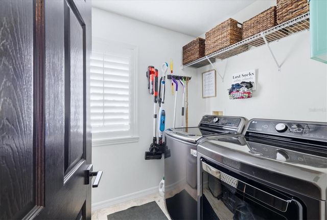 7107 HAWKS HARBOR CIRCLE, Bradenton, FL 34207