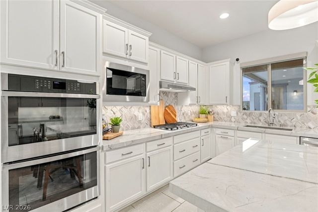 11754 Hatchling Avenue, Las Vegas, NV 89138