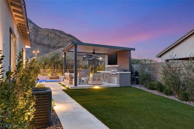11754 Hatchling Avenue, Las Vegas, NV 89138