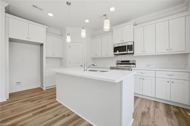 712 Blair AVE, Hampton, VA 23661