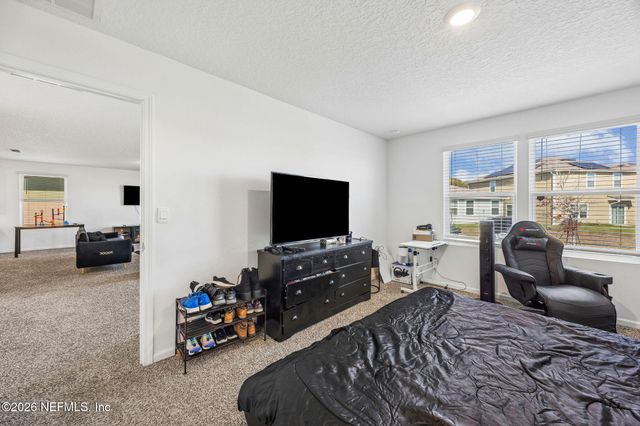 5606 HOLLOW BIRCH Drive, Jacksonville, FL 32219