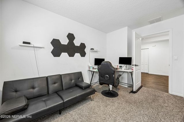 5606 HOLLOW BIRCH Drive, Jacksonville, FL 32219