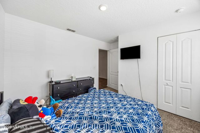 5606 HOLLOW BIRCH Drive, Jacksonville, FL 32219