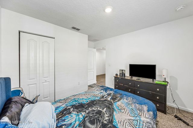 5606 HOLLOW BIRCH Drive, Jacksonville, FL 32219