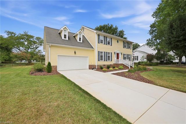 3815 Oak Forest Drive, High Point, NC 27265