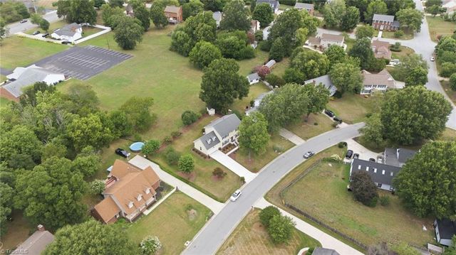 3815 Oak Forest Drive, High Point, NC 27265