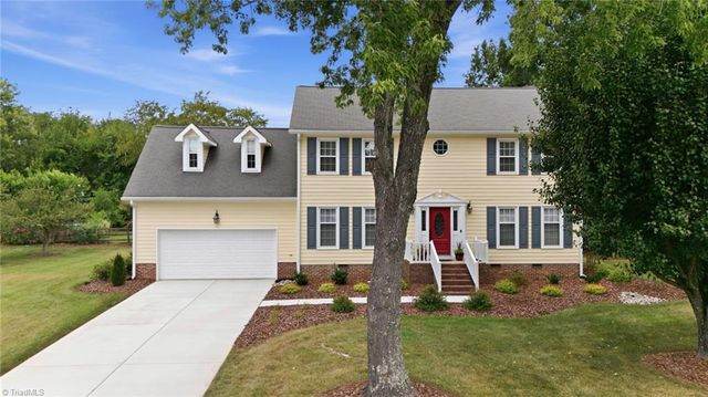 3815 Oak Forest Drive, High Point, NC 27265