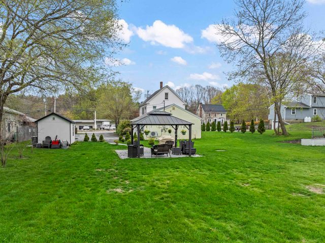 96 Lafayette Road, Hampton Falls, NH 03844