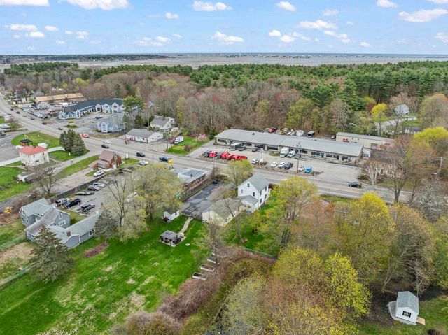 96 Lafayette Road, Hampton Falls, NH 03844