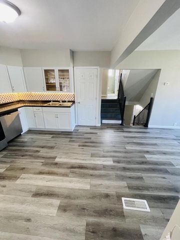 1413 WESTERN AVENUE, Green Bay, WI 54303