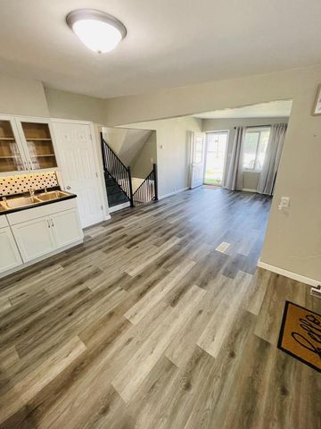 1413 WESTERN AVENUE, Green Bay, WI 54303