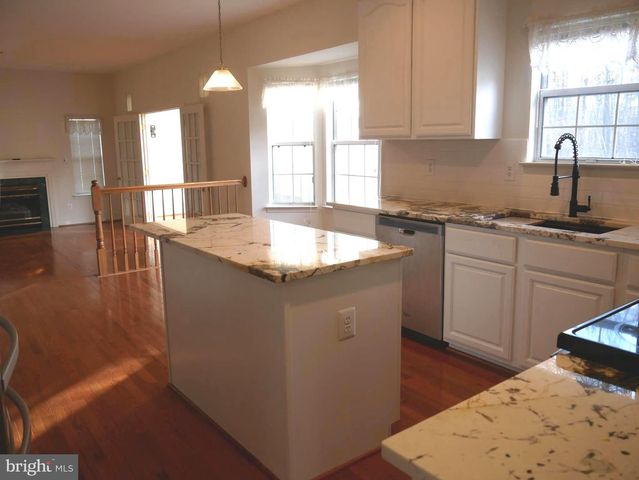 5704 ALLWOOD CT, Lanham, MD 20706