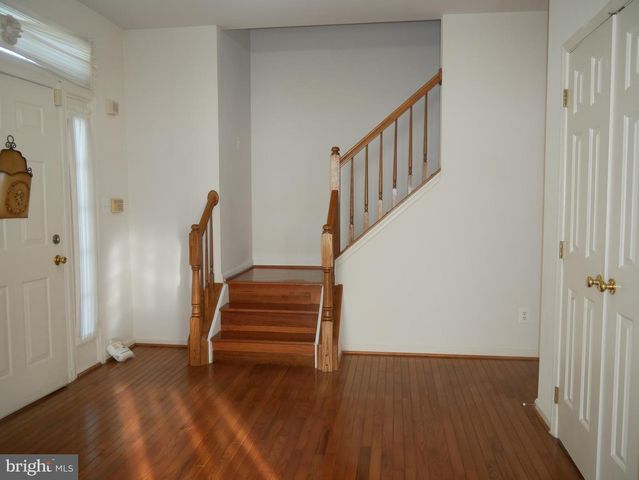 5704 ALLWOOD CT, Lanham, MD 20706