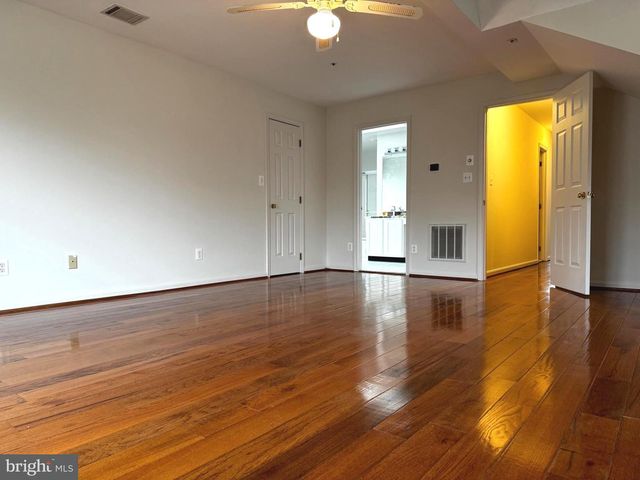 5704 ALLWOOD CT, Lanham, MD 20706