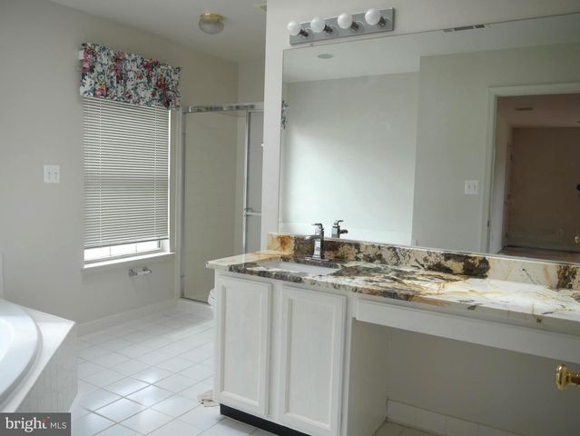 5704 ALLWOOD CT, Lanham, MD 20706