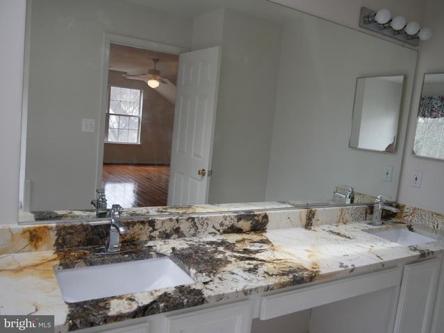 5704 ALLWOOD CT, Lanham, MD 20706