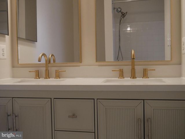 5704 ALLWOOD CT, Lanham, MD 20706