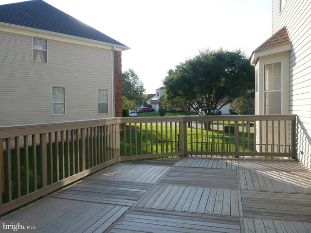 5704 ALLWOOD CT, Lanham, MD 20706