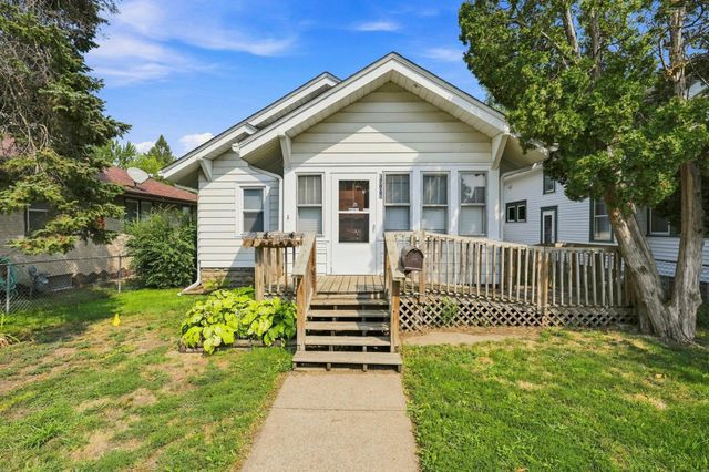 1006 Earl Street, Saint Paul, MN 55106