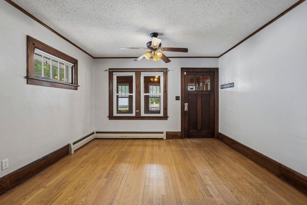 1006 Earl Street, Saint Paul, MN 55106 — photo 3