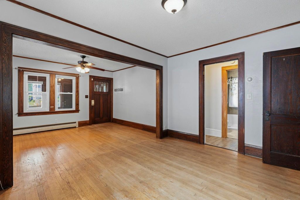 1006 Earl Street, Saint Paul, MN 55106 — photo 5