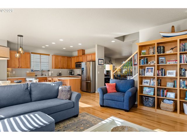 2766 Se TEAL Ave, Gresham, OR 97080