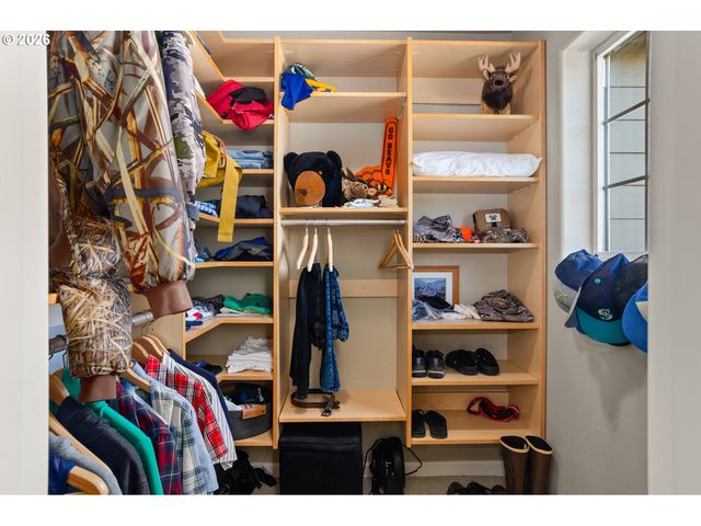 2766 Se TEAL Ave, Gresham, OR 97080