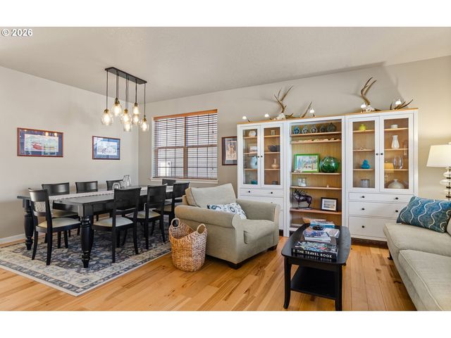 2766 Se TEAL Ave, Gresham, OR 97080