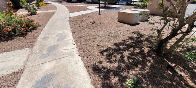 615 South Royal Crest Circle 9, Las Vegas, NV 89169