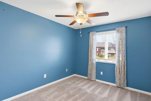 2316 HILLSHIRE DR, Columbia, MO 65203